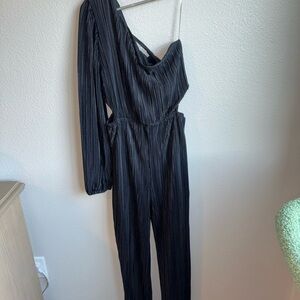 Dry Goods Black One-Shoulder Jumpsuit